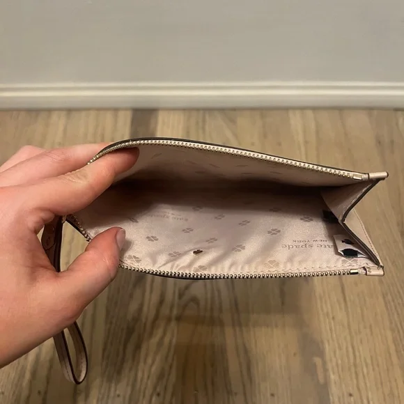 Kate Spade New York NYC Skyline Wristlet - Picture 8 of 14